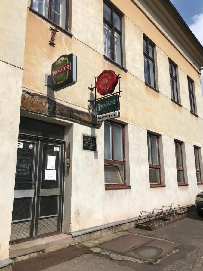 Apartman Na Bohdasine Cerveny Kostelec Luaran gambar