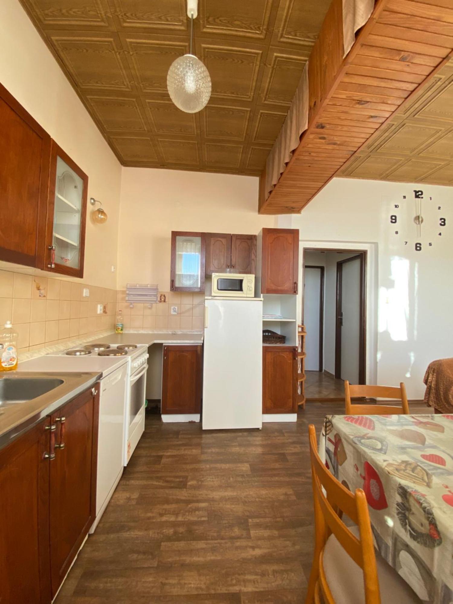 Apartman Na Bohdasine Cerveny Kostelec Luaran gambar